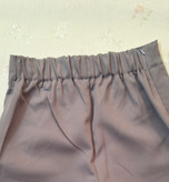 پشت کمر شلوار کشی هست